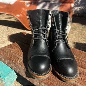 Red Wing heritage style 3399 Eileen Boot